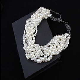 The new European and American classic multi layered White Pearl Necklace