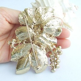 Gorgeous 3.54 Inch Gold-tone Purple Rhinestone Crystal Flower Brooch Art Decorations